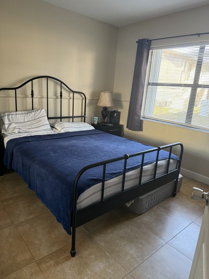15328 Sunset Dr #8-12 - Photo 7 of 10