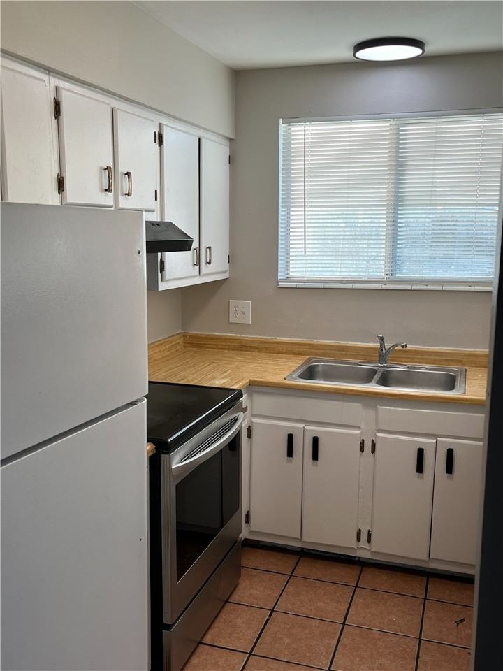 269 S Montgomery St #4