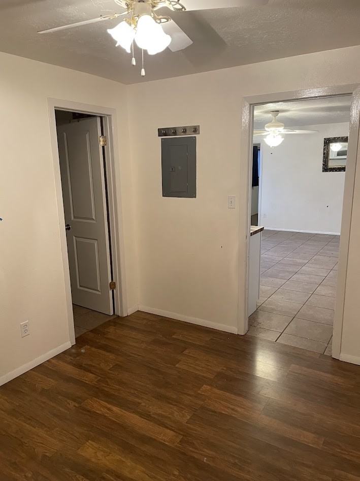 445 Se - Photo 3 of 18