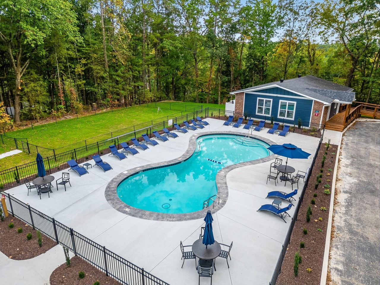 Sterling Heights - Photo 3 of 28