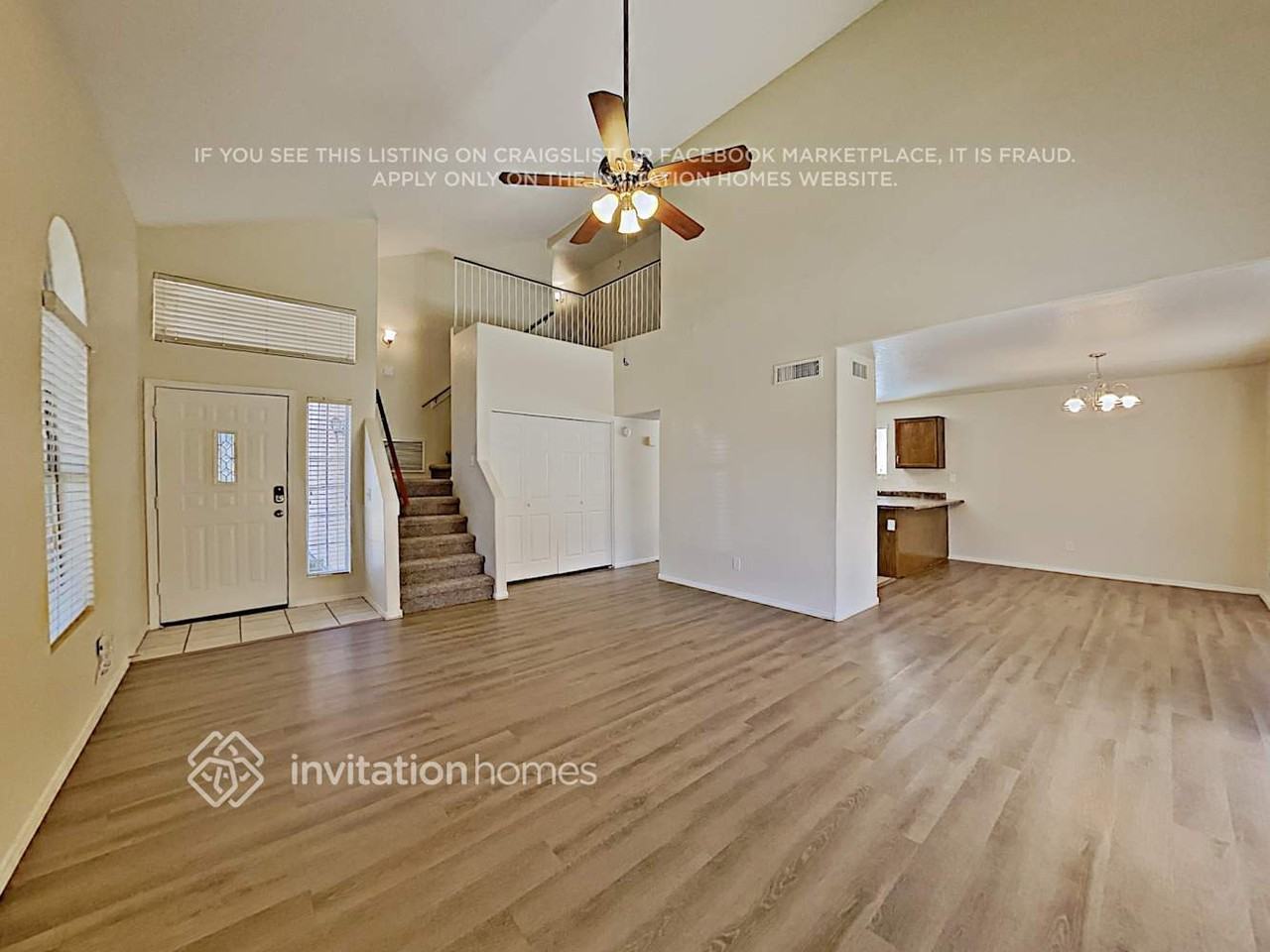 8030 W Paradise Dr - Photo 4 of 15