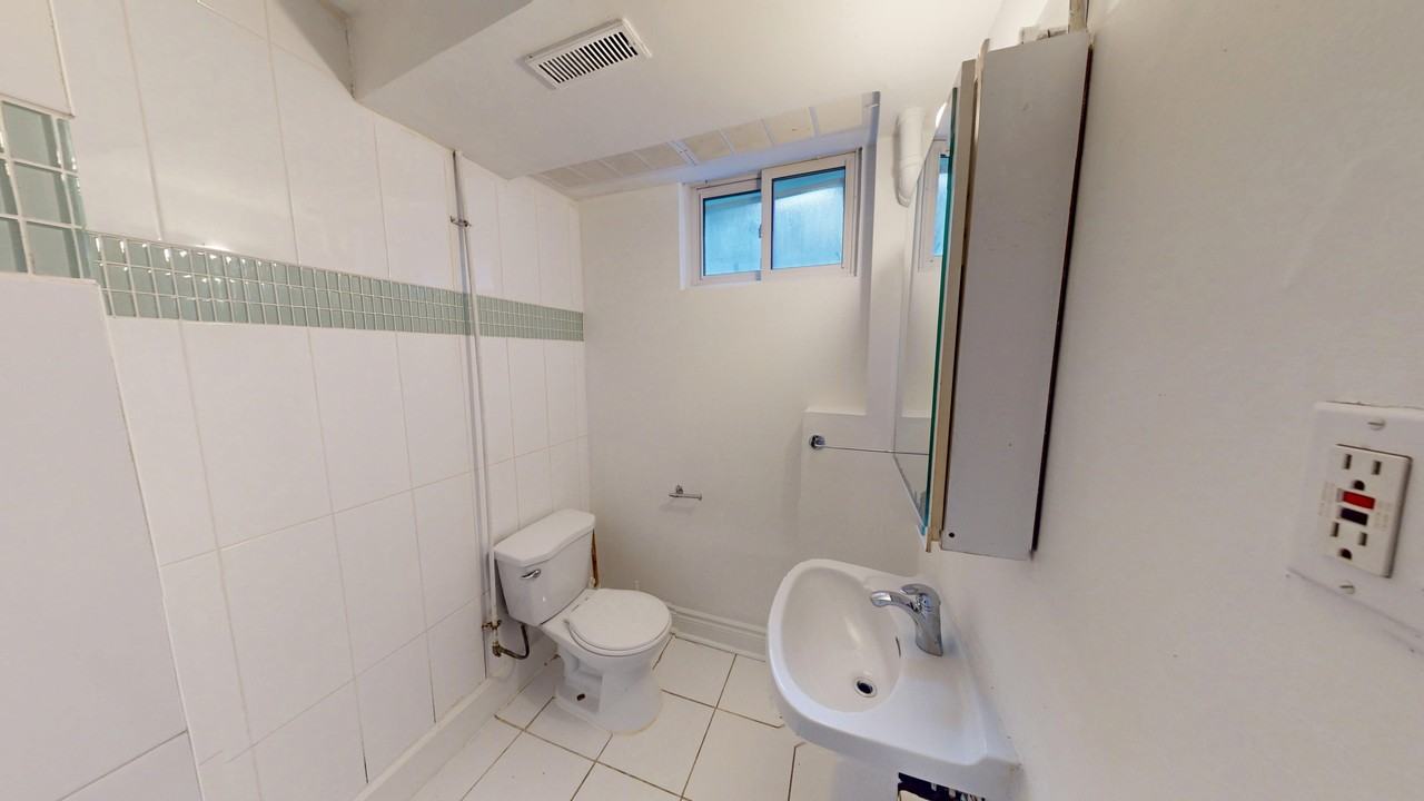 COLLEGE ST & RUSHOLME PARK CRESCENT - Photo 6 of 17