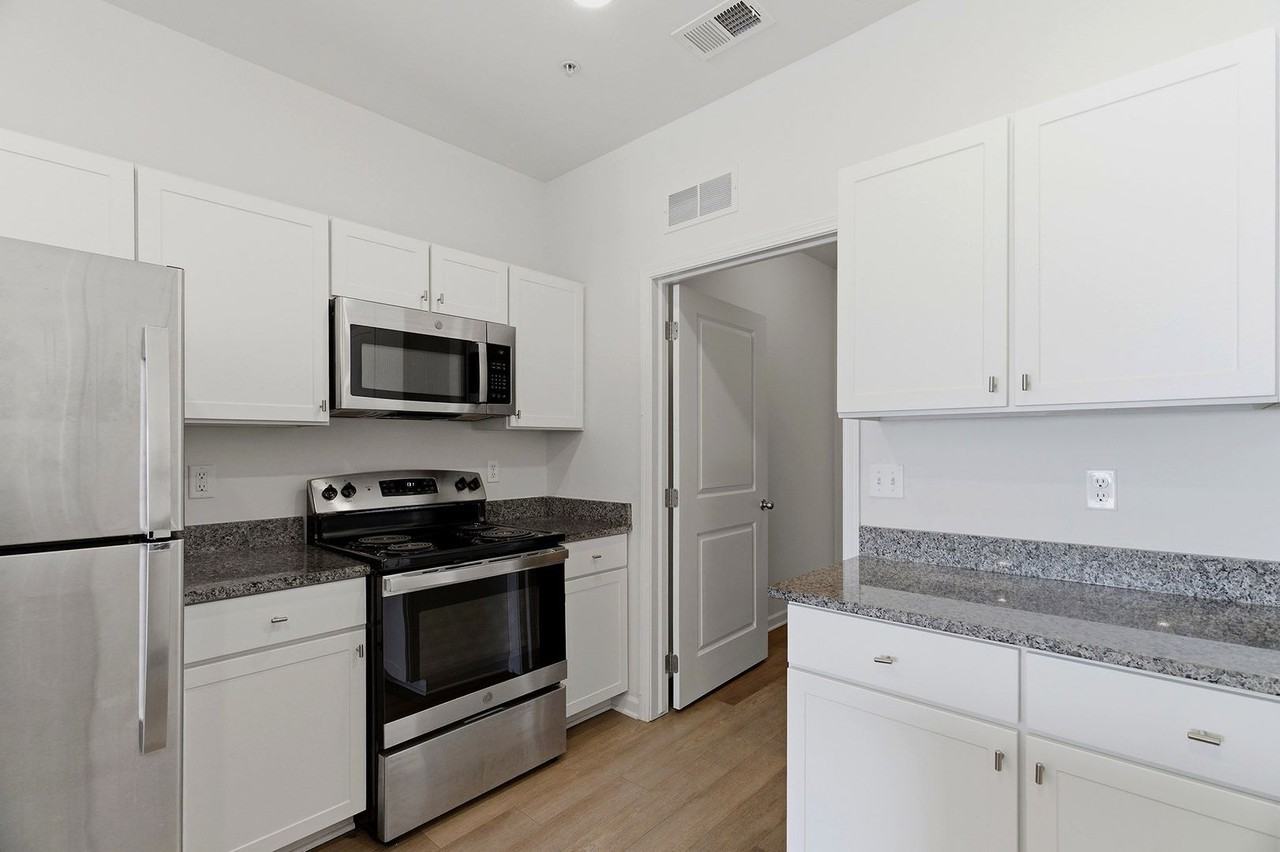 Towne Center Apartments - Photo 6 of 50