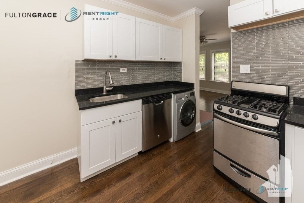 2129 N Dayton St #308 - Photo 4 of 6