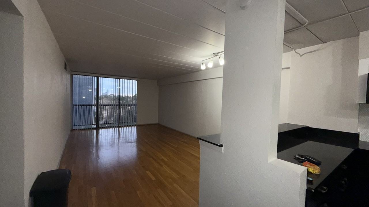 5400 Memorial - 607 #607 - Photo 7 of 36