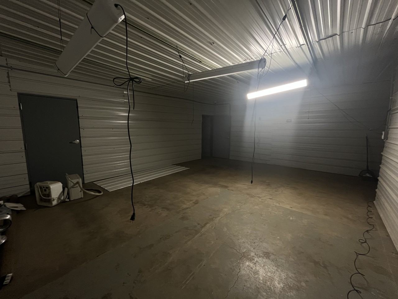 16093 Sw Roy Rogers Rd - Photo 3 of 20