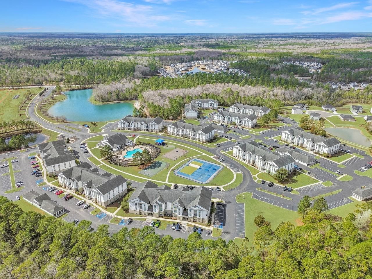 Independence Place - Photo 4 of 51