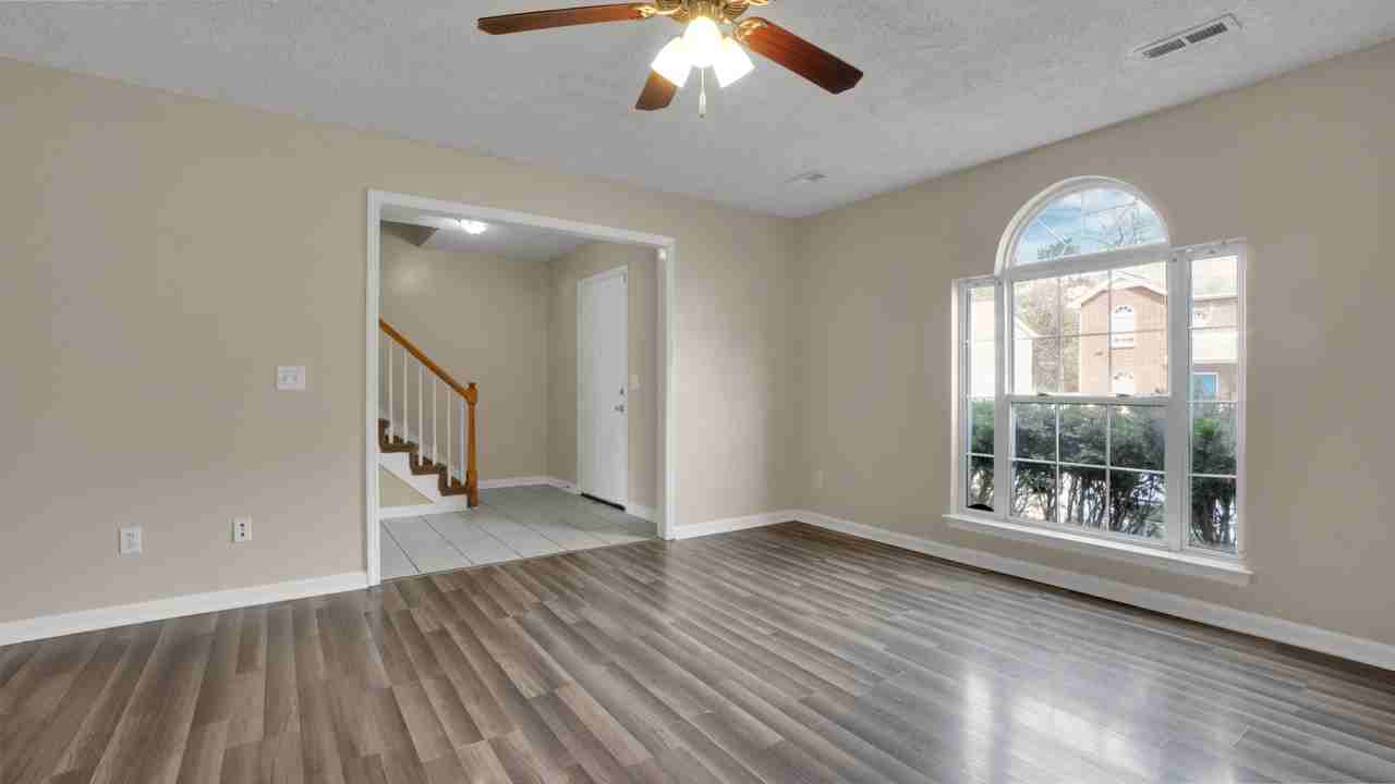 1452 Middleborough Ct #1 - Photo 3 of 16