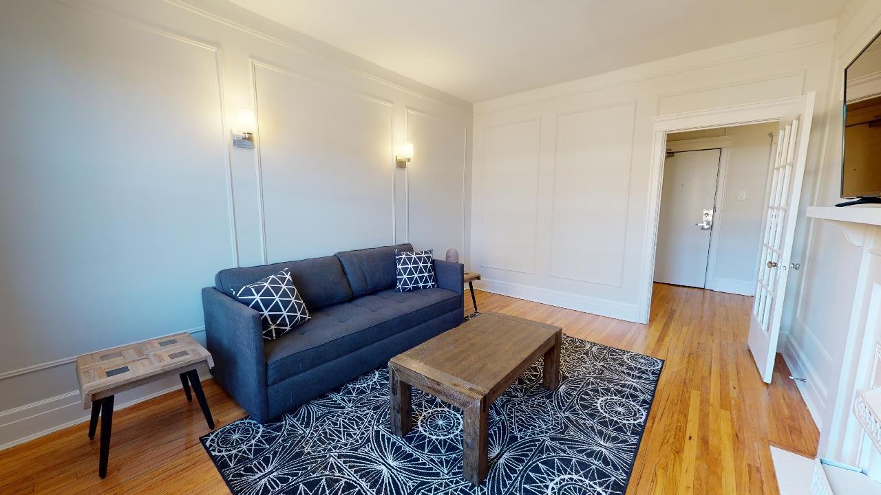 Coolbrook & Cote Saint-Luc - Photo 2 of 10