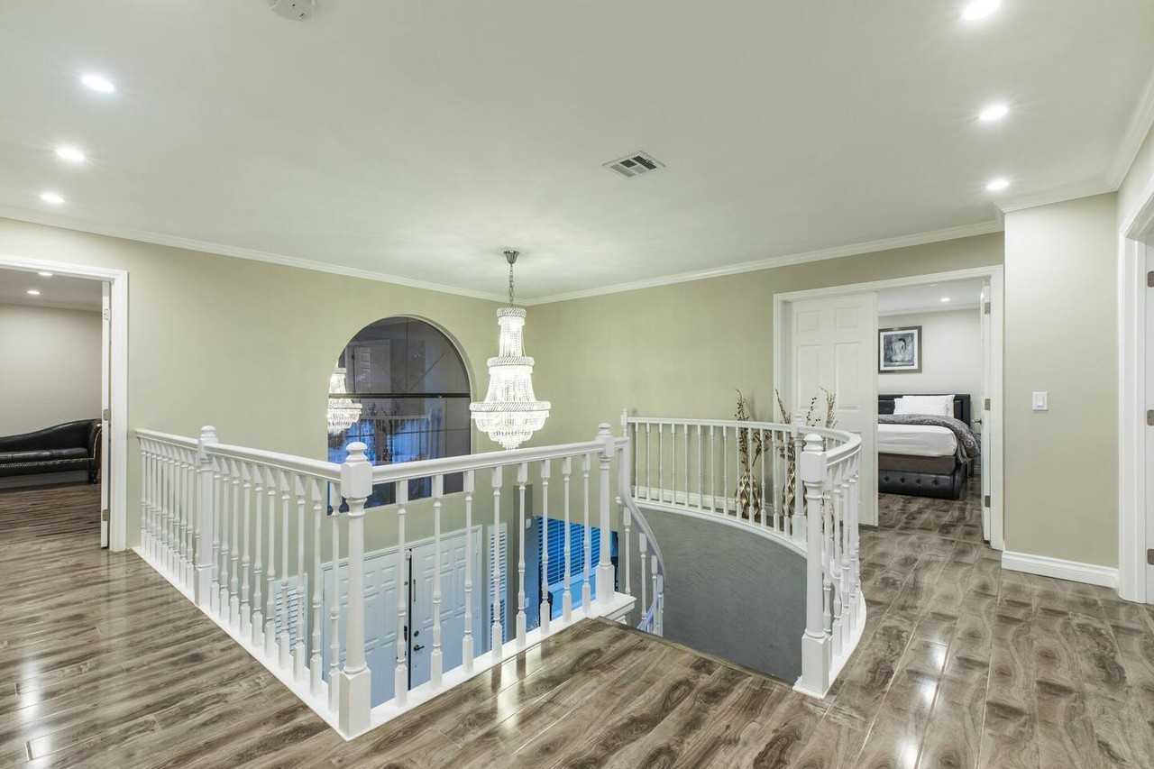 9020 Moss Creek Cir #1