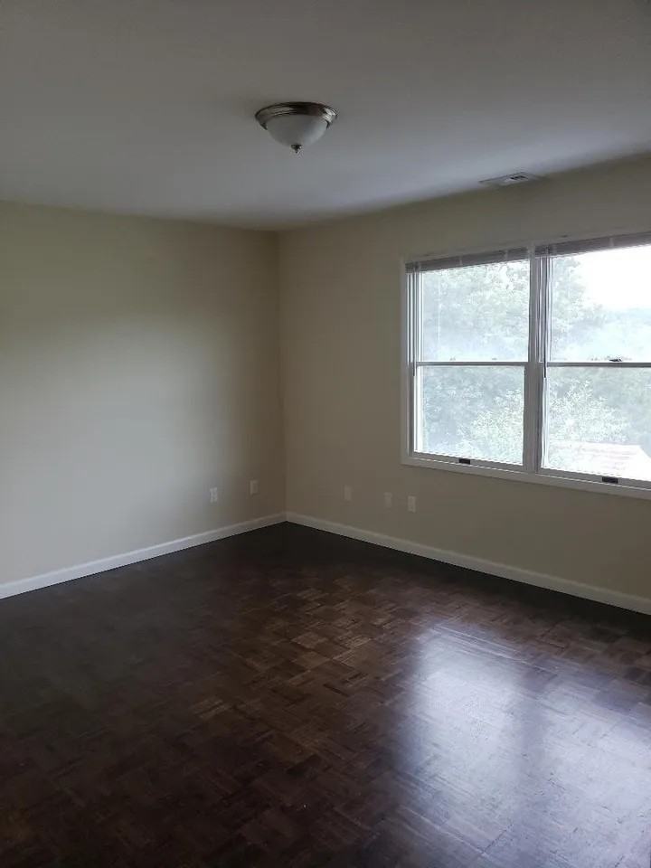 26 Harding Court #2 - Photo 3 of 12