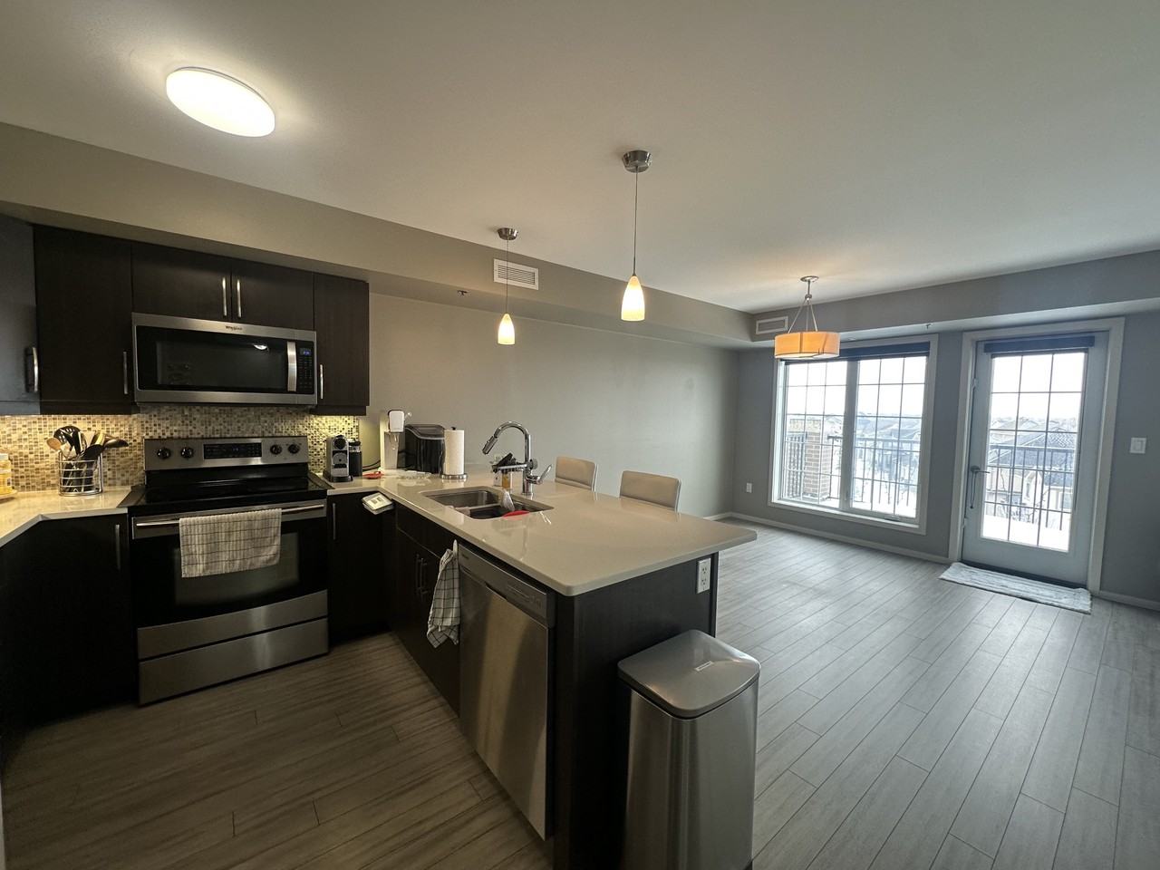 401-25 Bridgeland Dr S - Photo 4 of 32