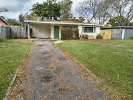 featured image of 2128 Riviera Dr #1