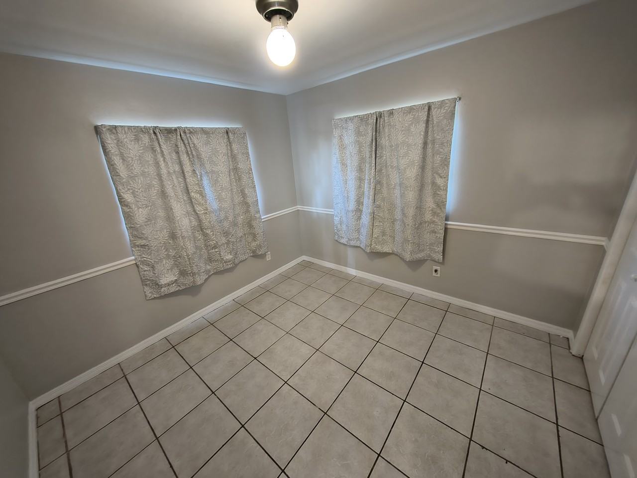 2128 Riviera Dr #1 - Photo 4 of 16