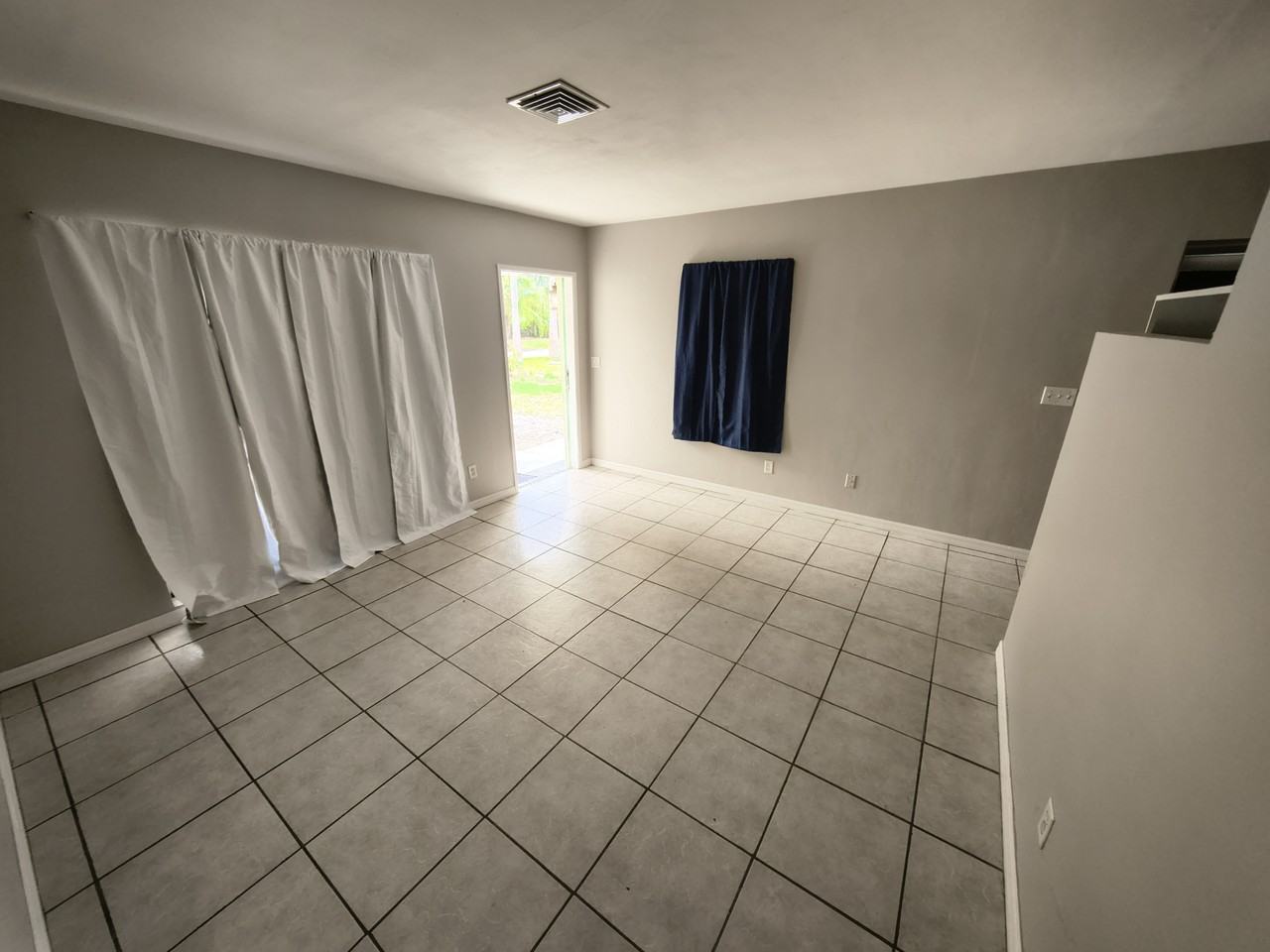 2128 Riviera Dr #1 - Photo 7 of 16