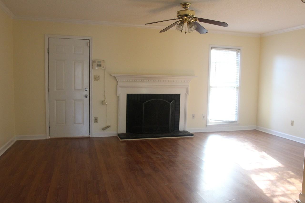 2516 Elton St #1 - Photo 2 of 9