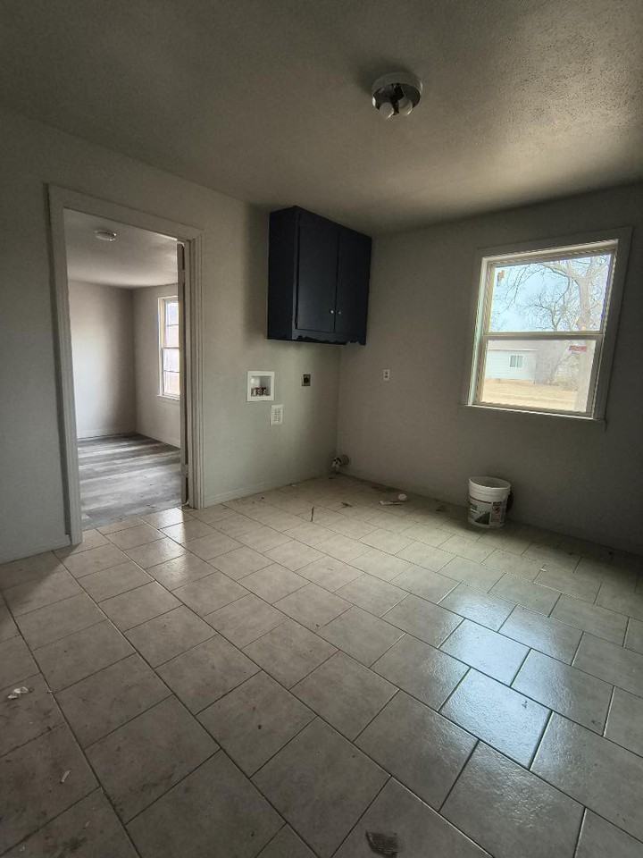 3102 40th St - Photo 5 of 13