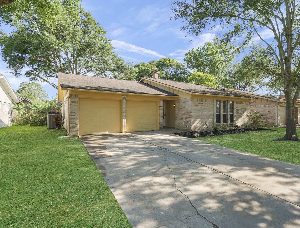 22626 Leedstown Ln #1 - Photo 2 of 50