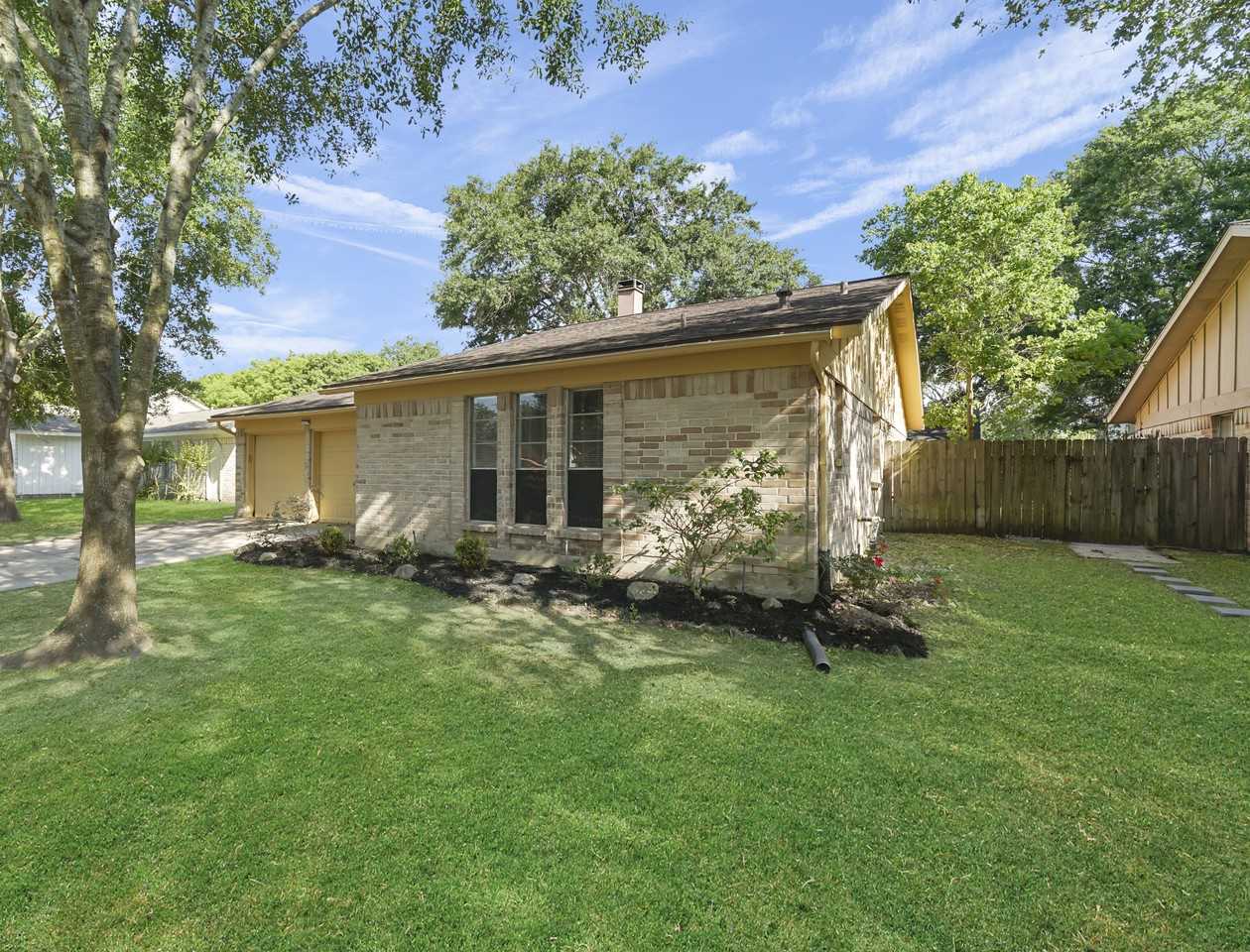 22626 Leedstown Ln #1 - Photo 3 of 50