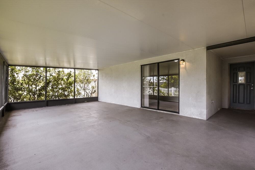 5202 Dorrington Ln - Photo 7 of 16