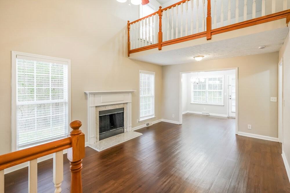 208 Painter Dr - Photo 4 of 17