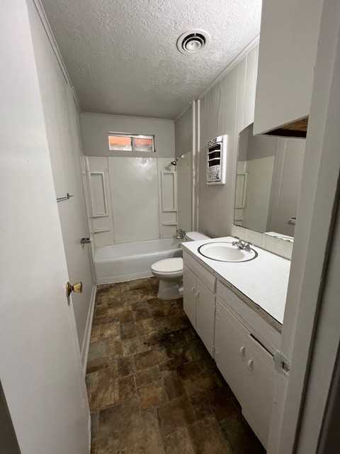 585 Campus St #585 - Photo 4 of 4