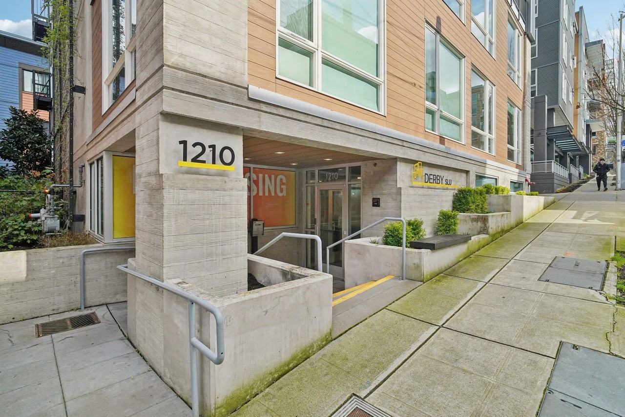 Derby SLU - Photo 4 of 14