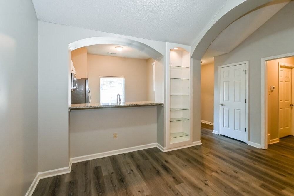 5822 Michaelson Dr - Photo 5 of 16