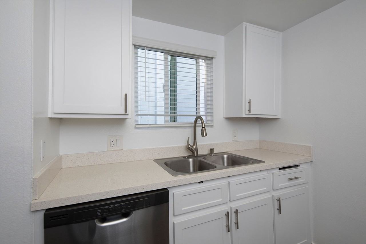 The Pacific at Mission Bay - Photo 6 of 50