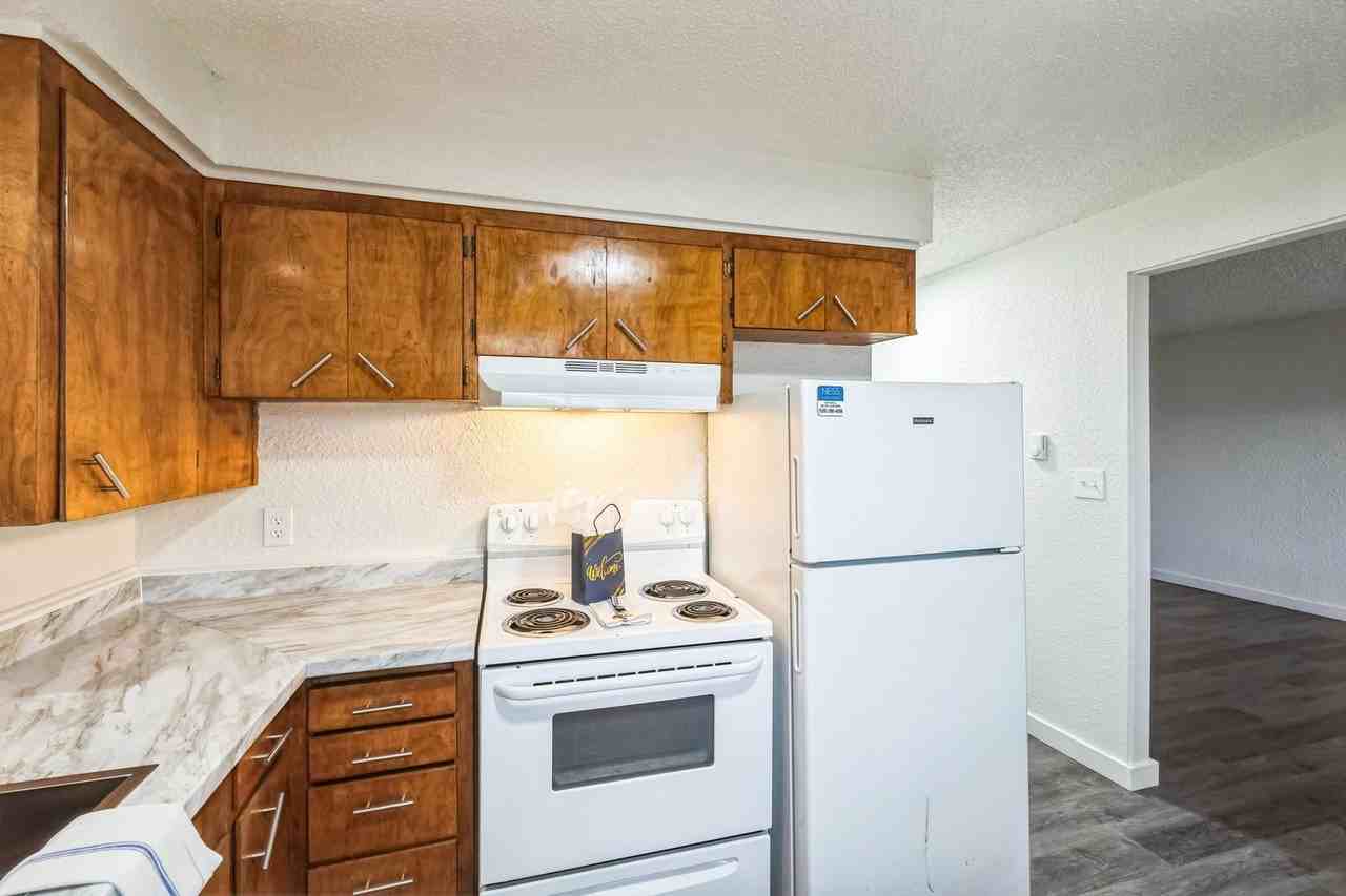 ONE MONTH FREE RENT - Photo 2 of 29