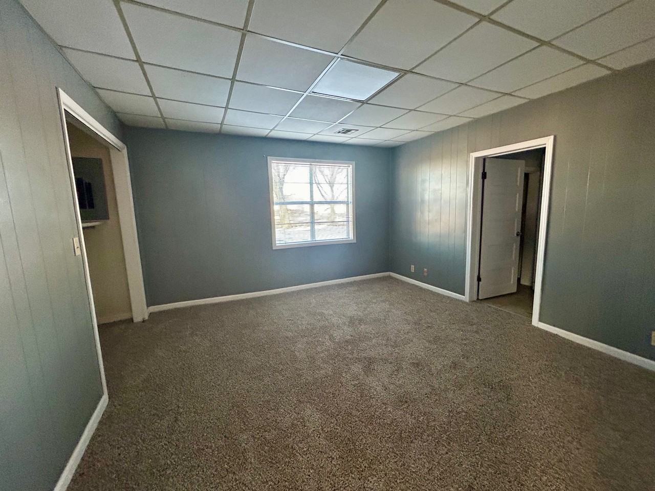 3003 W Redwood Ave #1 - Photo 7 of 22