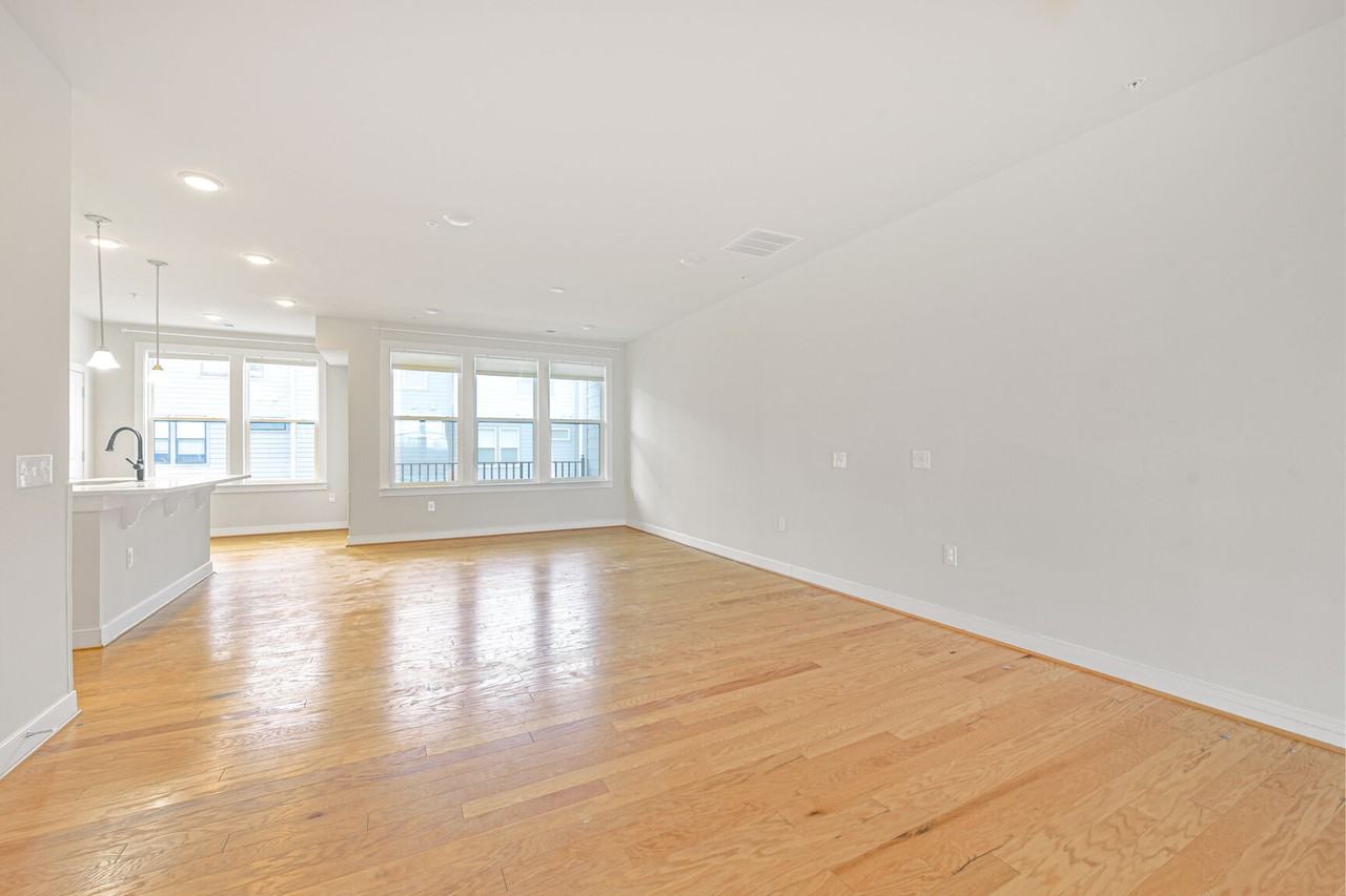 13356 Arrowbrook Centre Dr #1 - Photo 6 of 43