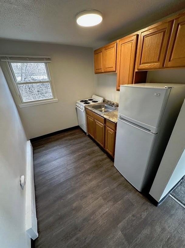 441 - 443 - 445 Library Street - 445 #445APT5 - Photo 3 of 10