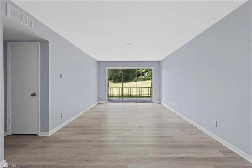 2819 N Ohenry Blvd - Photo 3 of 19