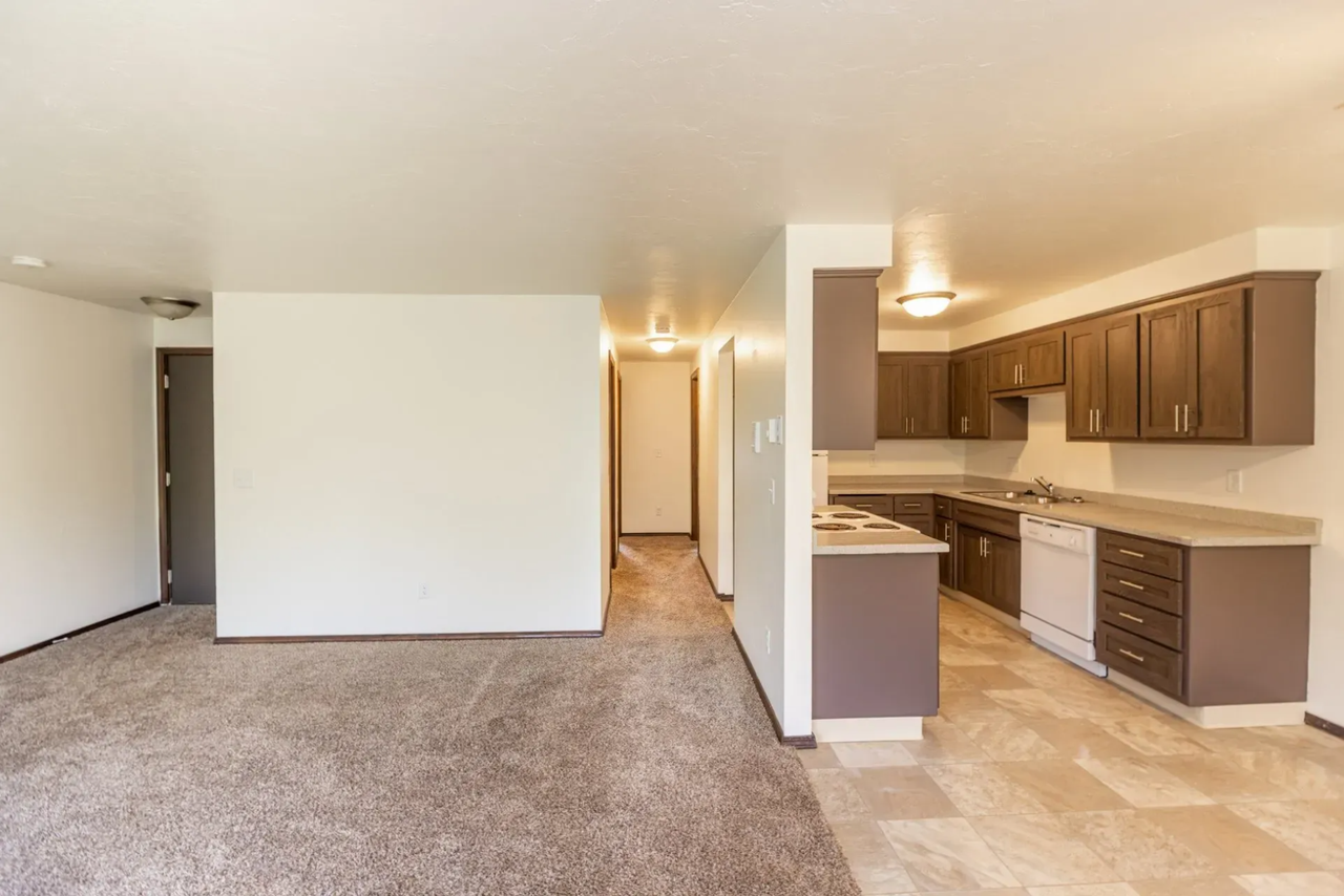 2820 Mount Mary Circle - Photo 4 of 30