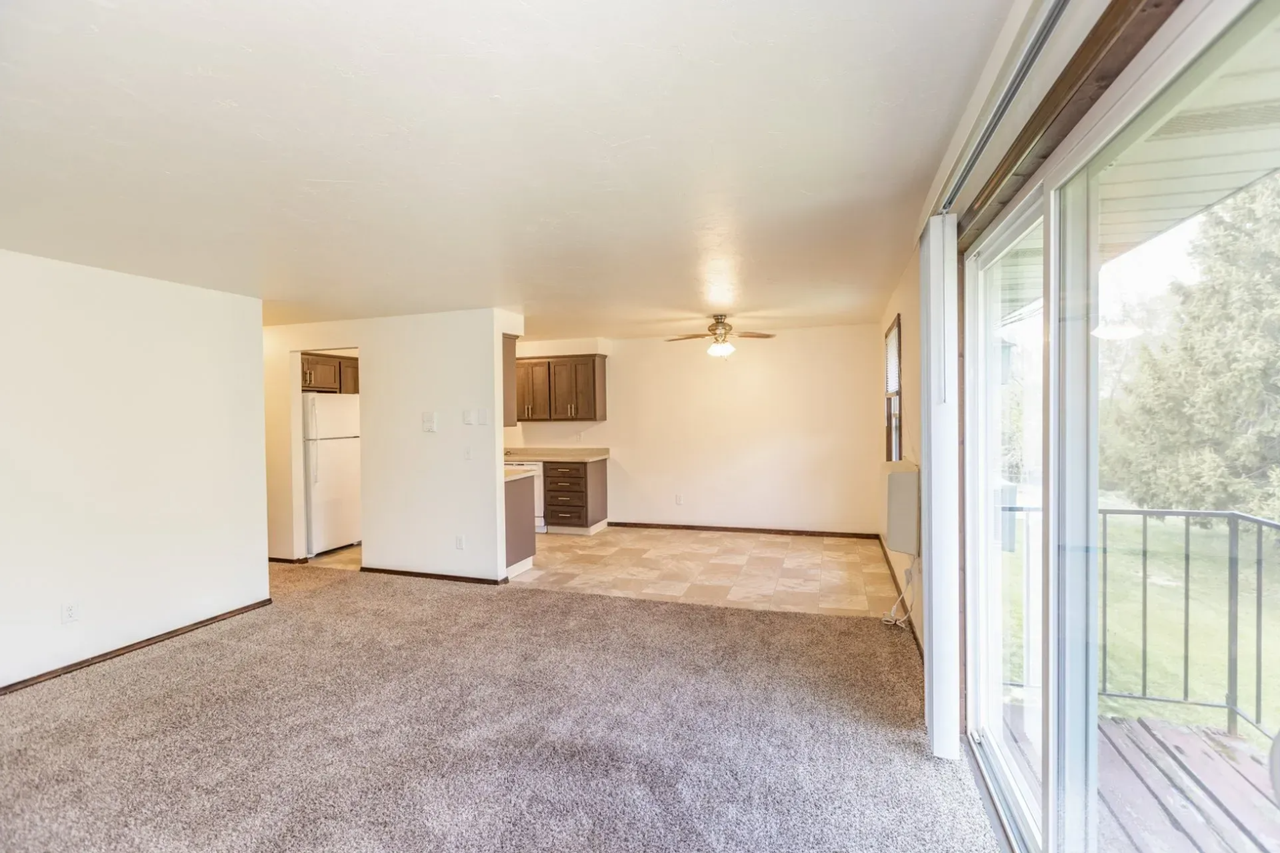 2820 Mount Mary Circle - Photo 5 of 30