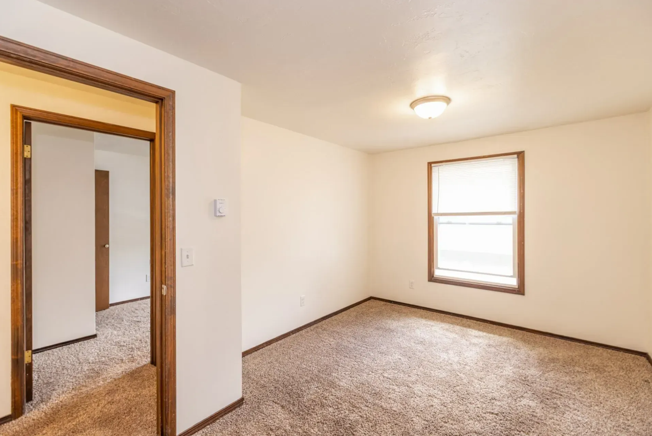 2820 Mount Mary Circle - Photo 7 of 30