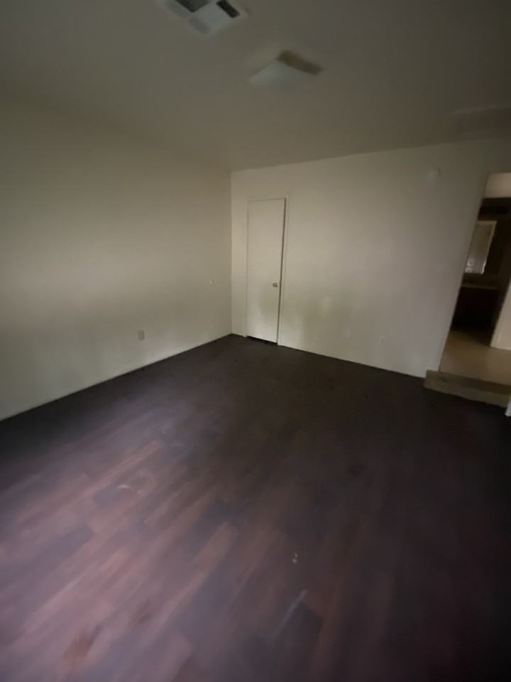 201 Randal Street - BApt C #B - Photo 3 of 5