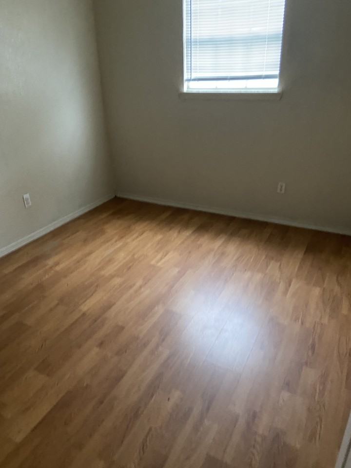 201 Randal Street - BApt C #B - Photo 5 of 5