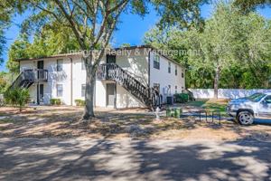 featured image of 49 College Dr