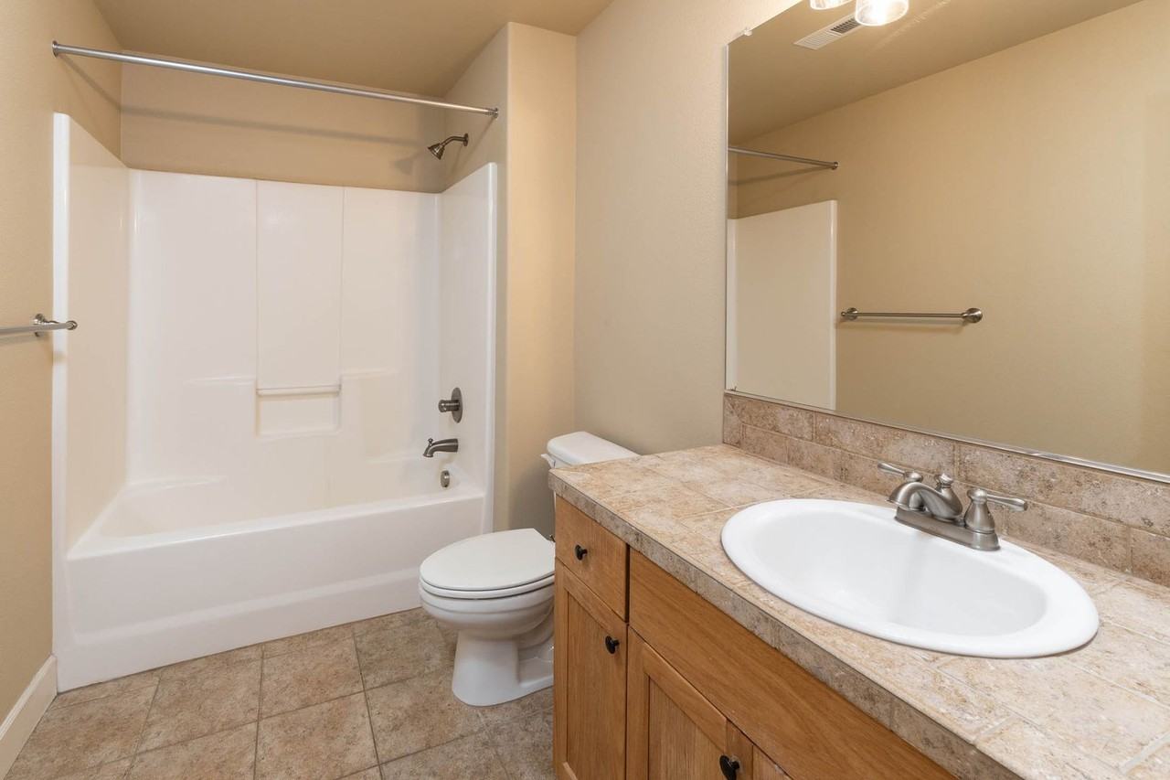 20285 Schaeffer Dr - Photo 6 of 22