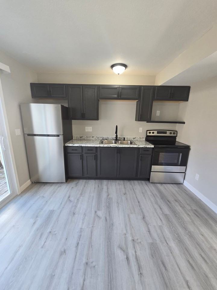 4205 Sunset Dr #3 - Photo 6 of 17