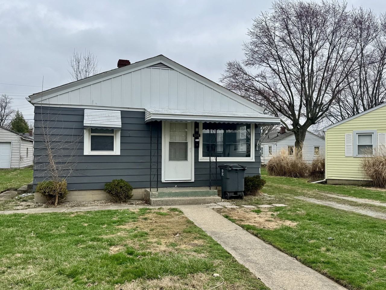 1216 S Purdum St #1 - Photo 2 of 9