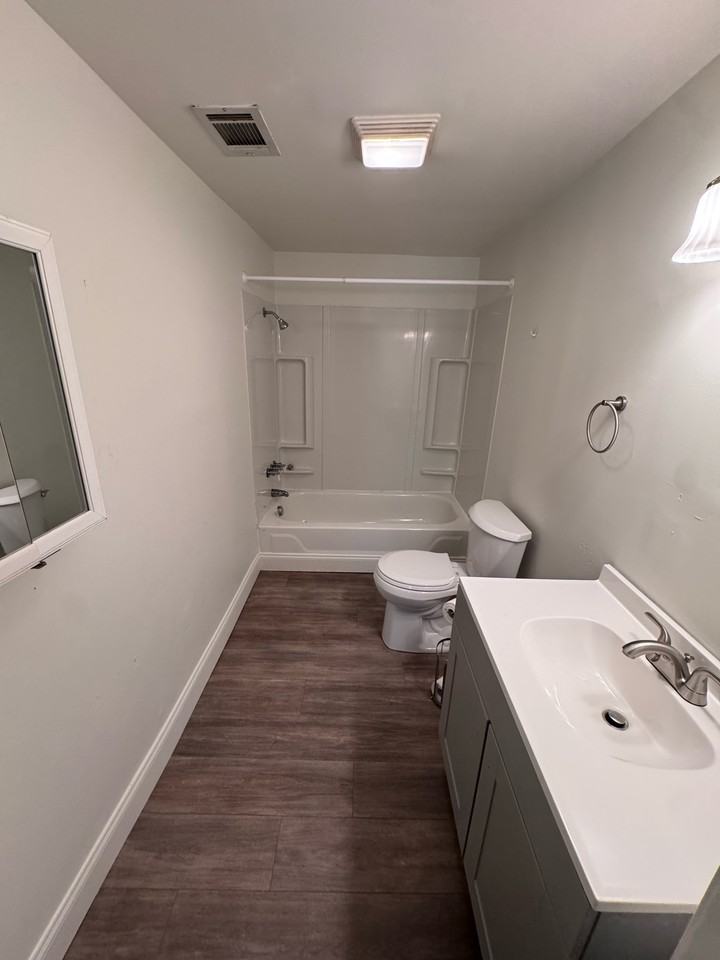 113 Calhoun St #1 - Photo 6 of 10