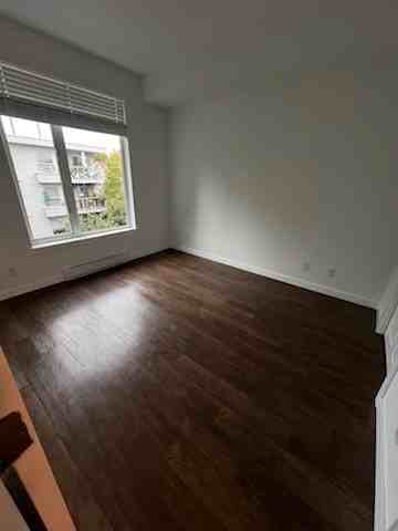 1032 North Park Stunit 3 #3 - Photo 3 of 12