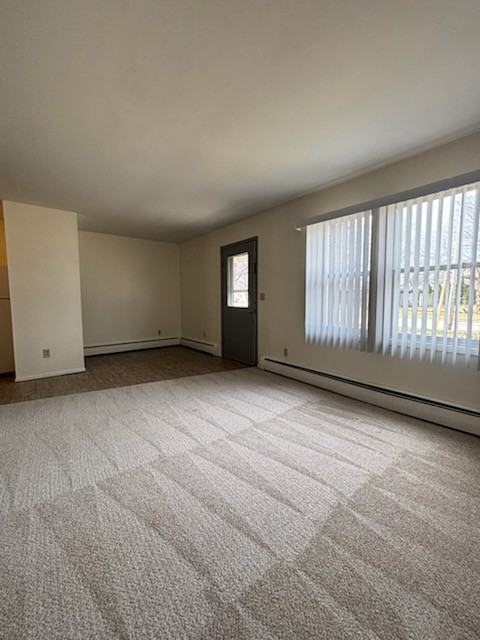 724 Waskin Dr #724B - Photo 2 of 7