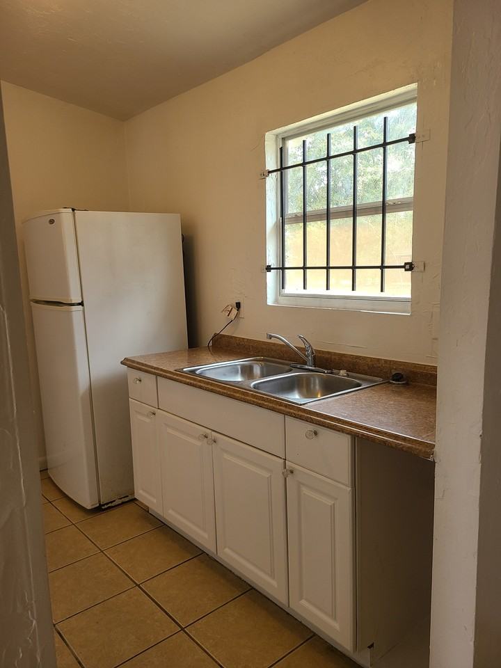 4141 Lorenzo Ct #3 - Photo 2 of 9