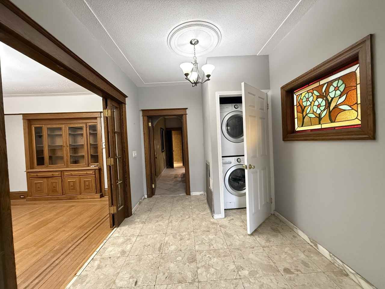 20 Maplewood Ave #1 - Photo 3 of 9