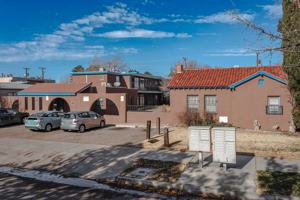 featured image of 2121 Gold Ave Se