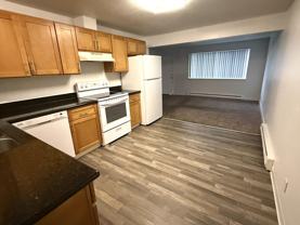 View at the Lake II: New Management + Leasing Specials! Pool, Balcony, Laundry on Site - Photo 1 of 1